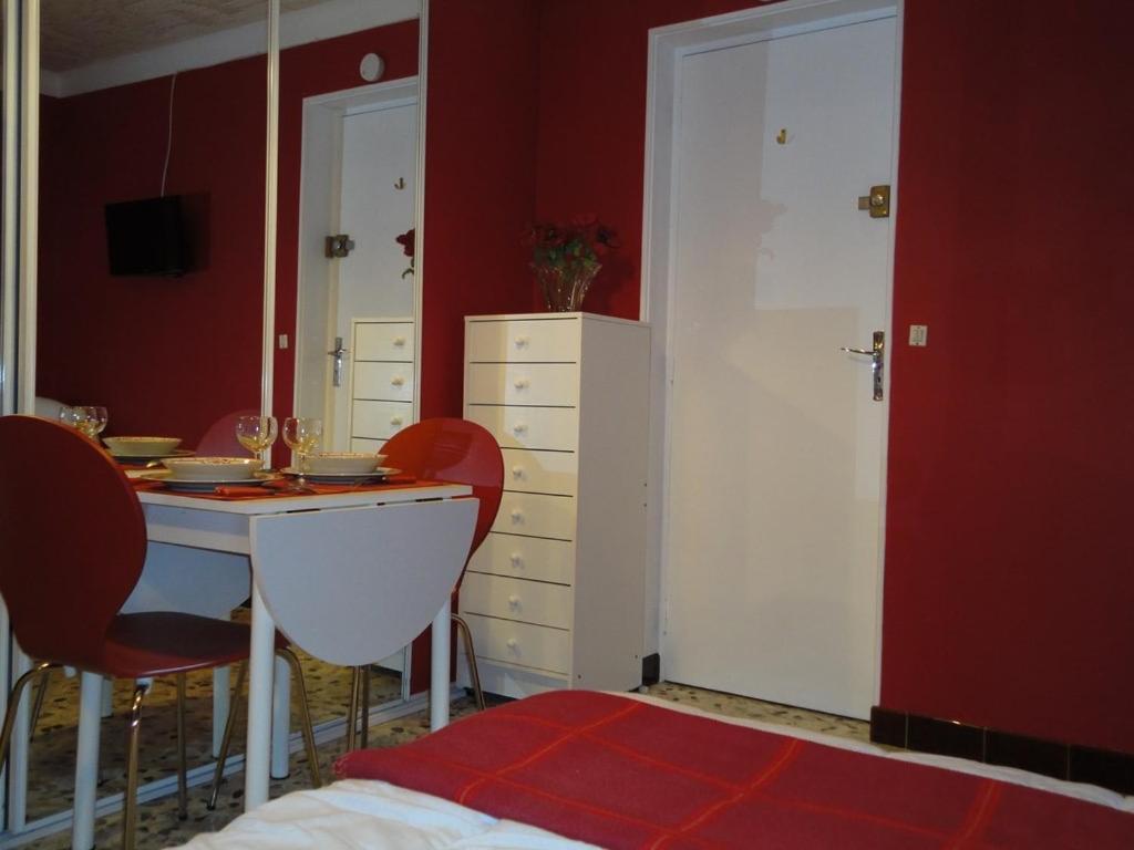 Studio Framboise Proche Paris Et Disneyland Gagny Exteriör bild