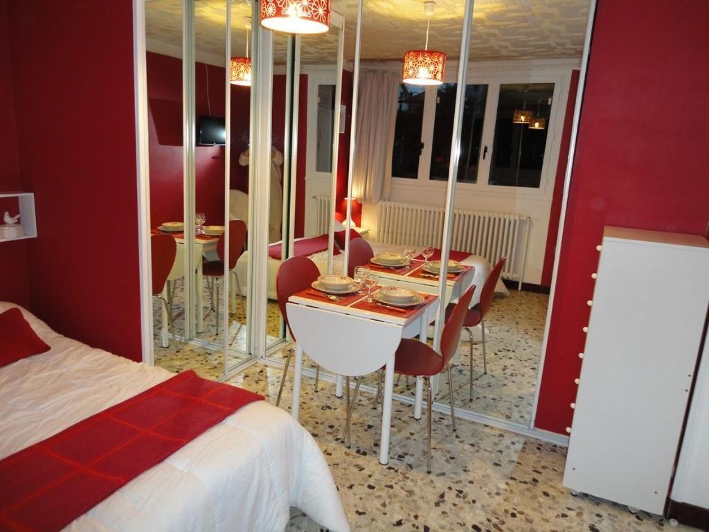 Studio Framboise Proche Paris Et Disneyland Gagny Exteriör bild