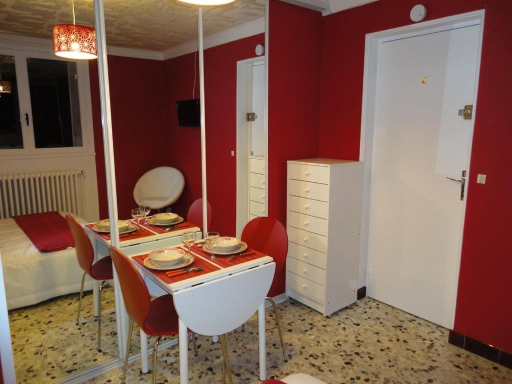 Studio Framboise Proche Paris Et Disneyland Gagny Exteriör bild